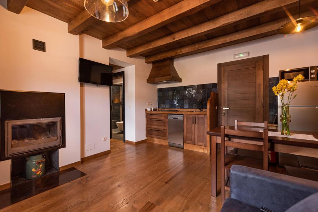 Apartamentos Rurales Casa Llongo Coana Buitenkant foto